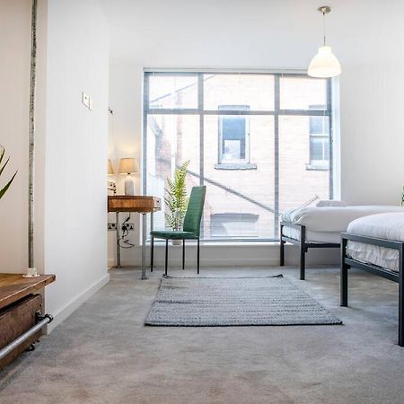 Central Townhouse With Roof Terrace マンチェスター エクステリア 写真