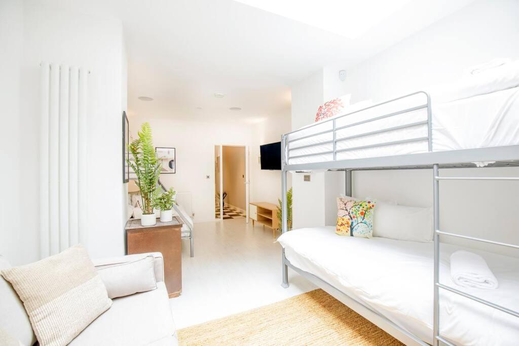 Central Townhouse With Roof Terrace マンチェスター エクステリア 写真