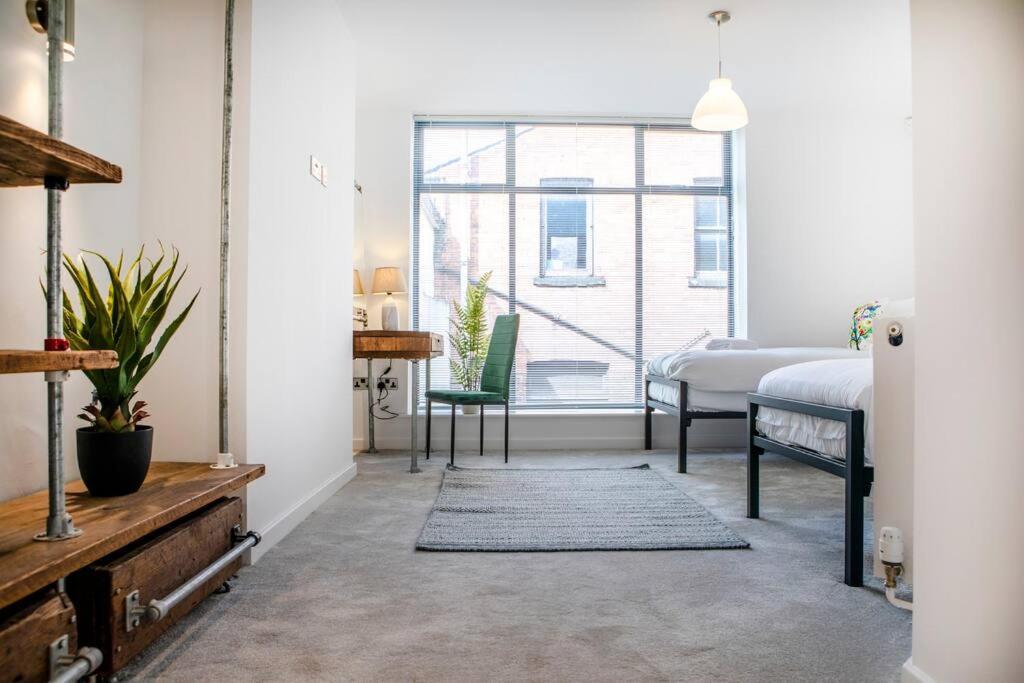 Central Townhouse With Roof Terrace マンチェスター エクステリア 写真